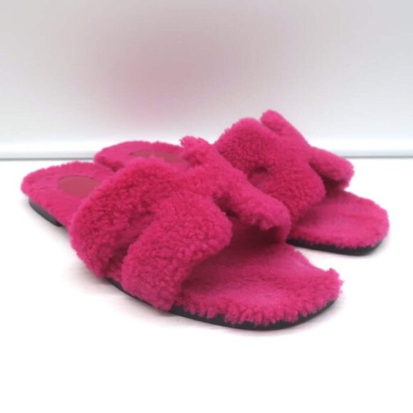 Hermes Oran Teddy Slide Sandals Pink Shearling Size 38.5 - Picture 1 of 12